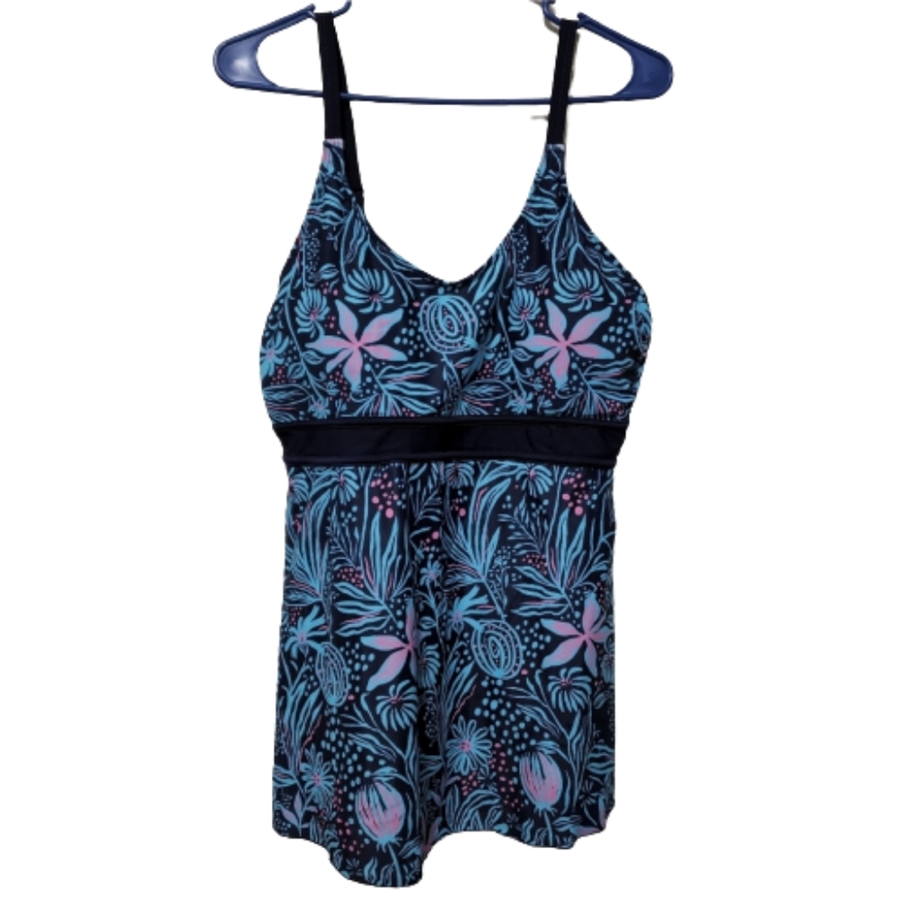 Womens Plus Size 2XL Swim Top, Multi Colored Design